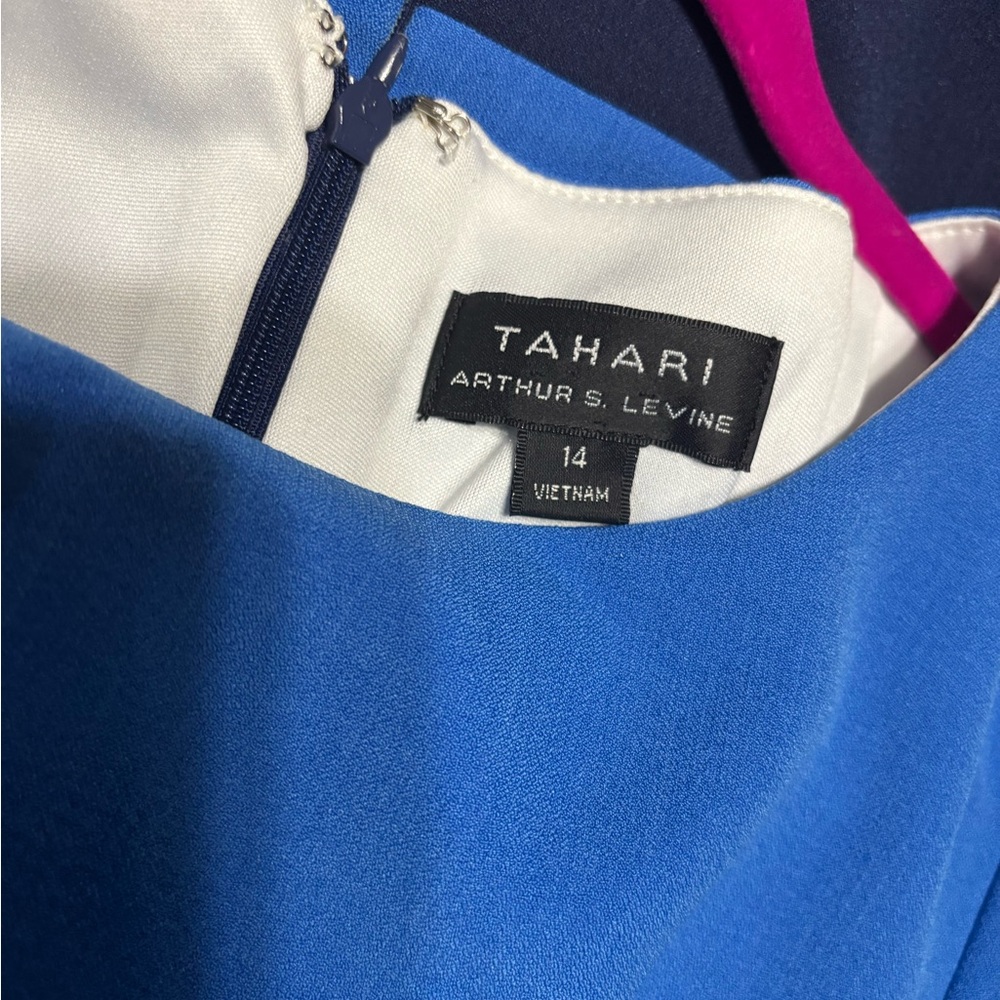 Tahari Blue Flattering Colorblock Design Sheath Dress